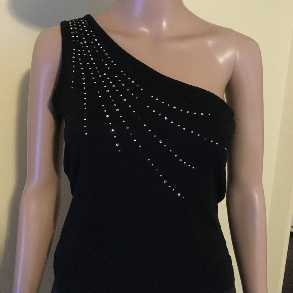 One shoulder black blouse